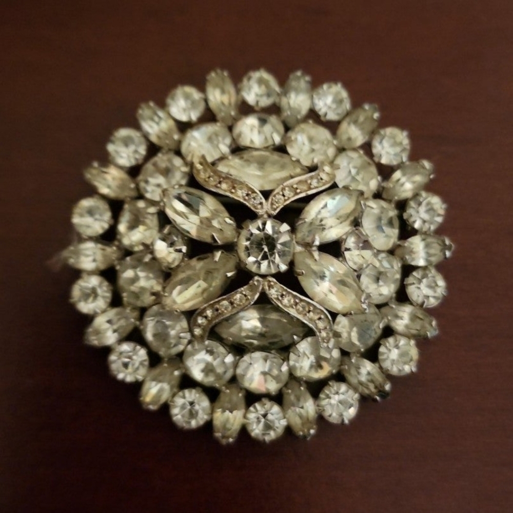 Huge mid-century Weiss brooch